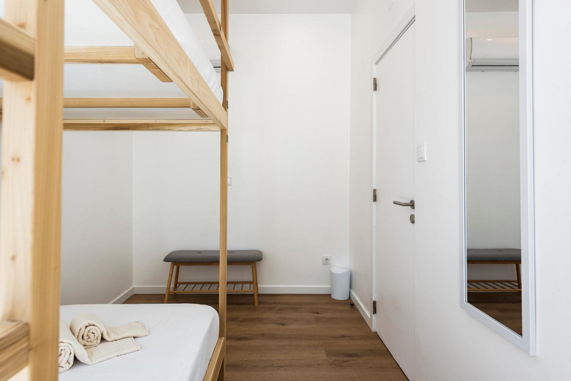 Madalena Hostel E Suites FAO Exteriör bild