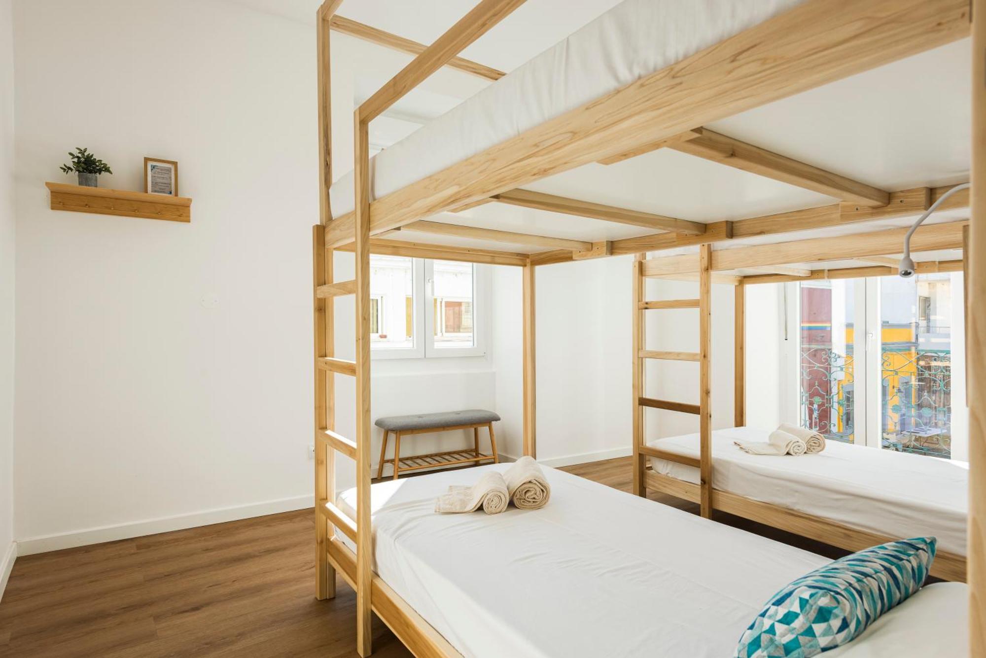 Madalena Hostel E Suites FAO Exteriör bild