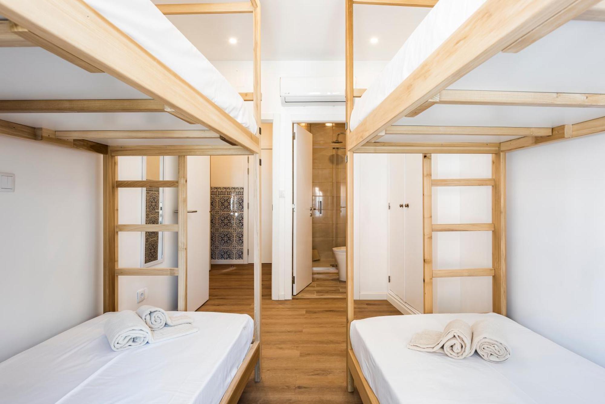 Madalena Hostel E Suites FAO Exteriör bild