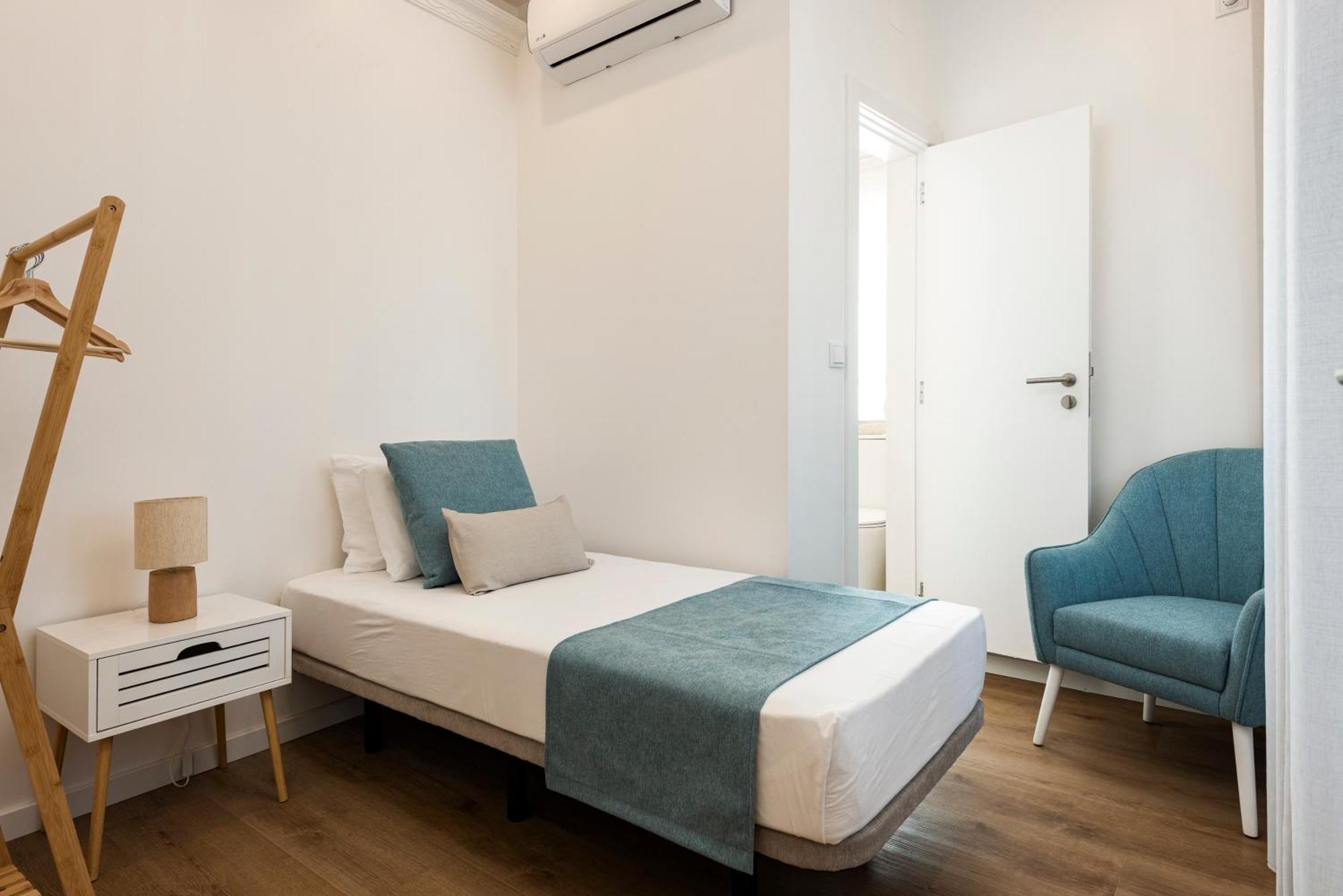 Madalena Hostel E Suites FAO Exteriör bild