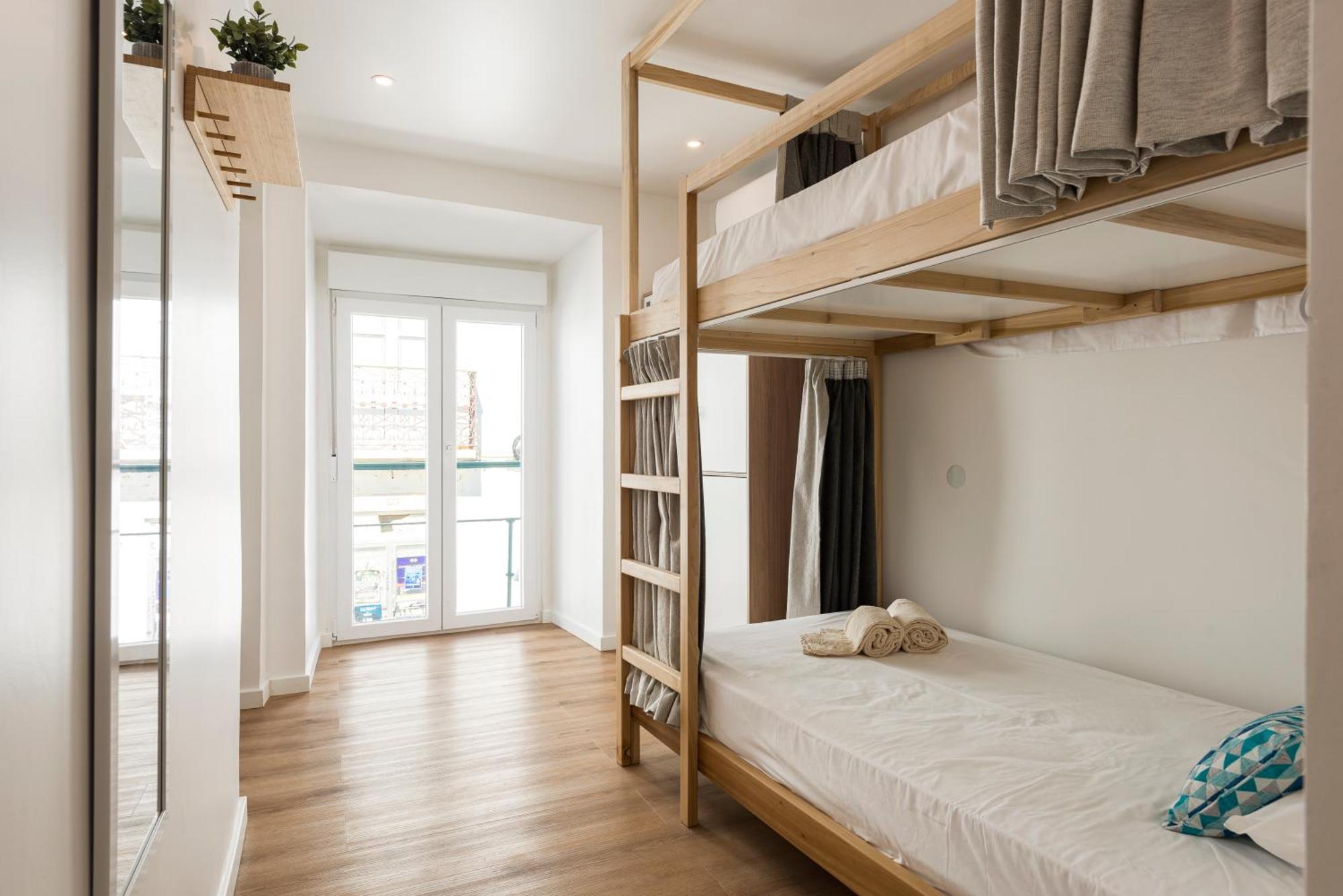 Madalena Hostel E Suites FAO Exteriör bild